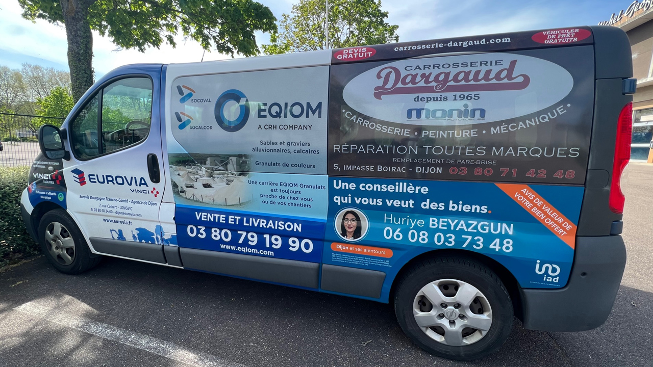 Minibus